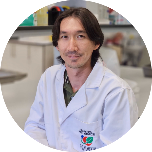Dr Farley Kwok van der Giezen PHD AFHEA